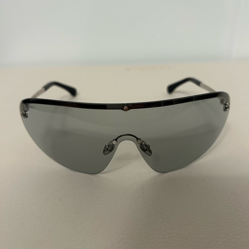 CHANEL Coco Neige  Shield Sunglasses in Silver/Grey
